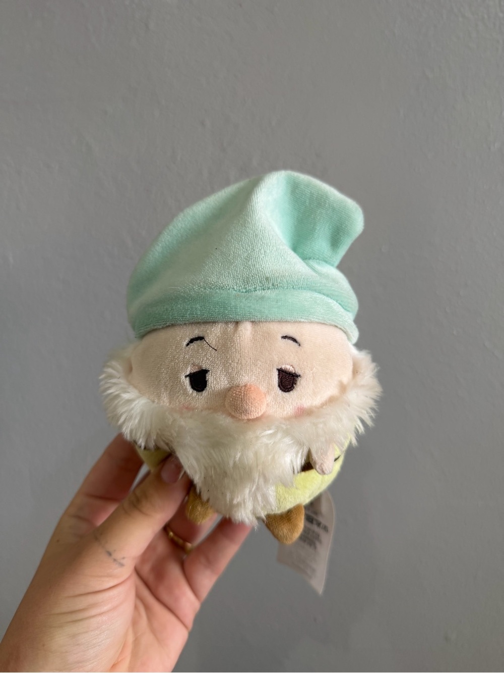 Sleepy, Snow White, squishy stuffed animal